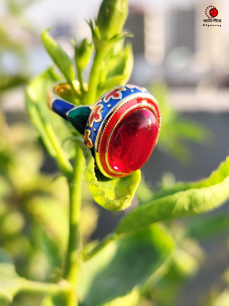 Style with Red Chalcedony Rings - Image 3