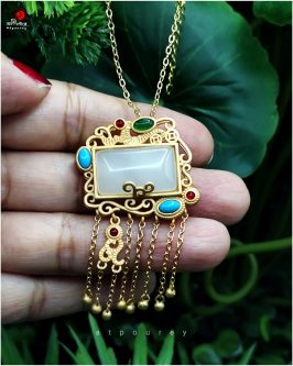 White Jade Neckpiece - Image 3