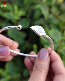 Adjustable Bracelet Simulated Pearl - Image 3