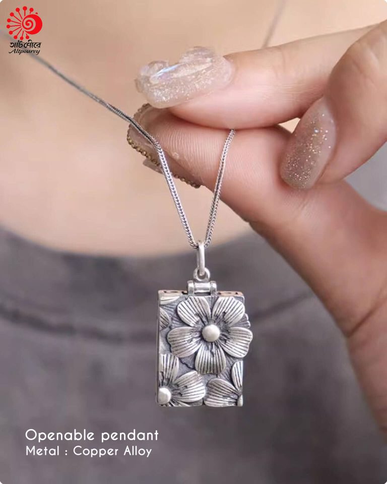 Openable Unique Neckpiece - Image 5
