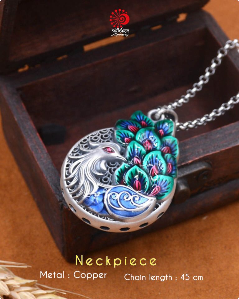 Elegant Peacock Pendant - Image 4